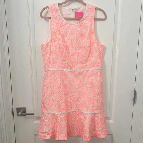 Lilly Pulitzer Peach Lace Dress - Picture 2 of 3